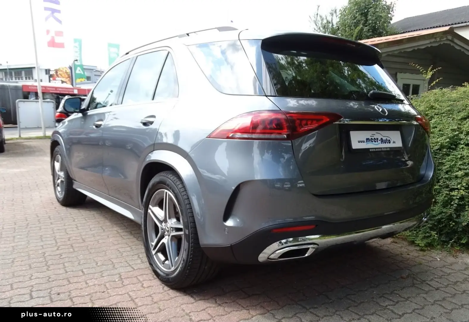 MERCEDES-BENZ GLE 400 d 4Matic AMG AHK LUFT PANO SHZ RFK LED