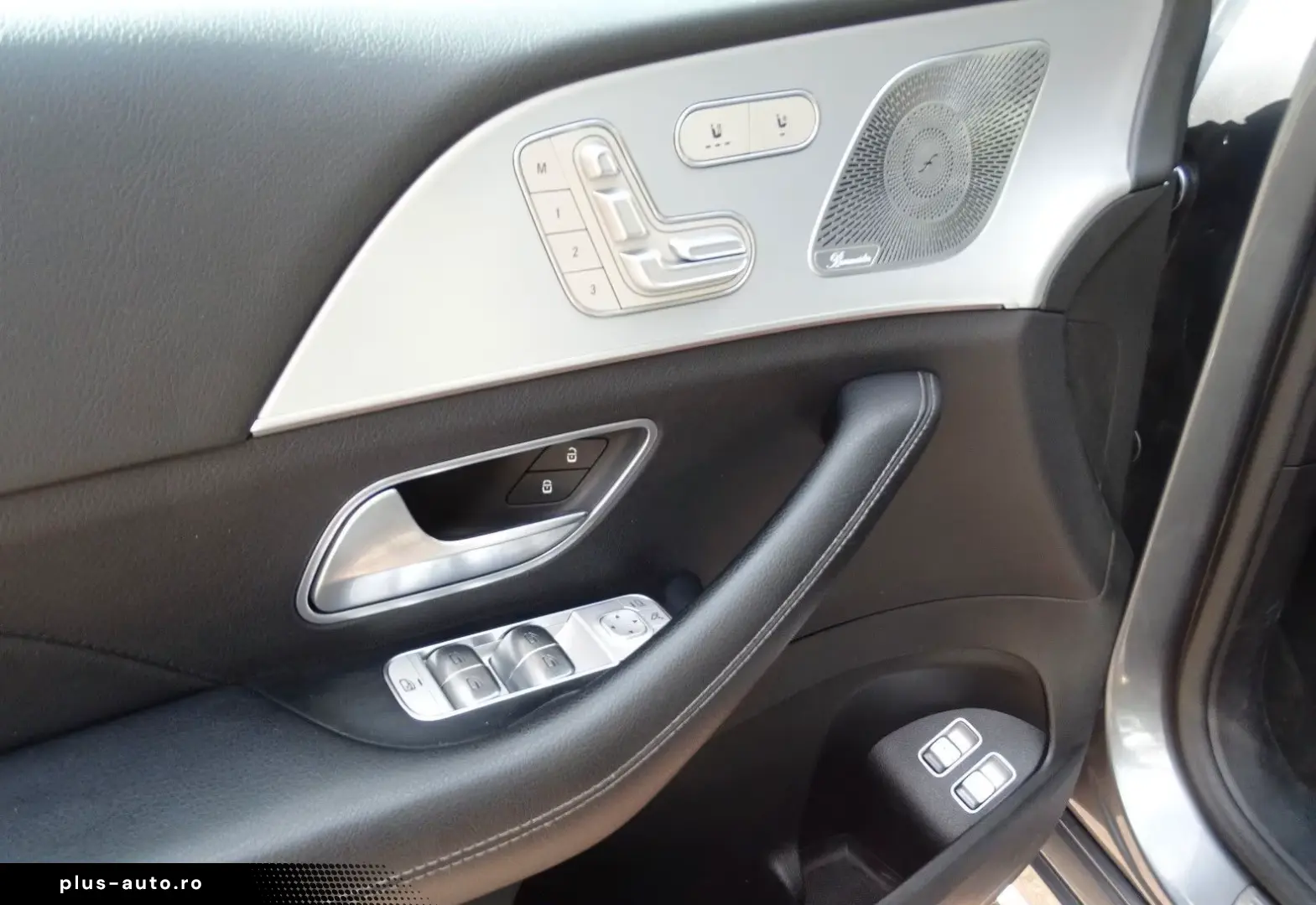 MERCEDES-BENZ GLE 400 d 4Matic AMG AHK LUFT PANO SHZ RFK LED