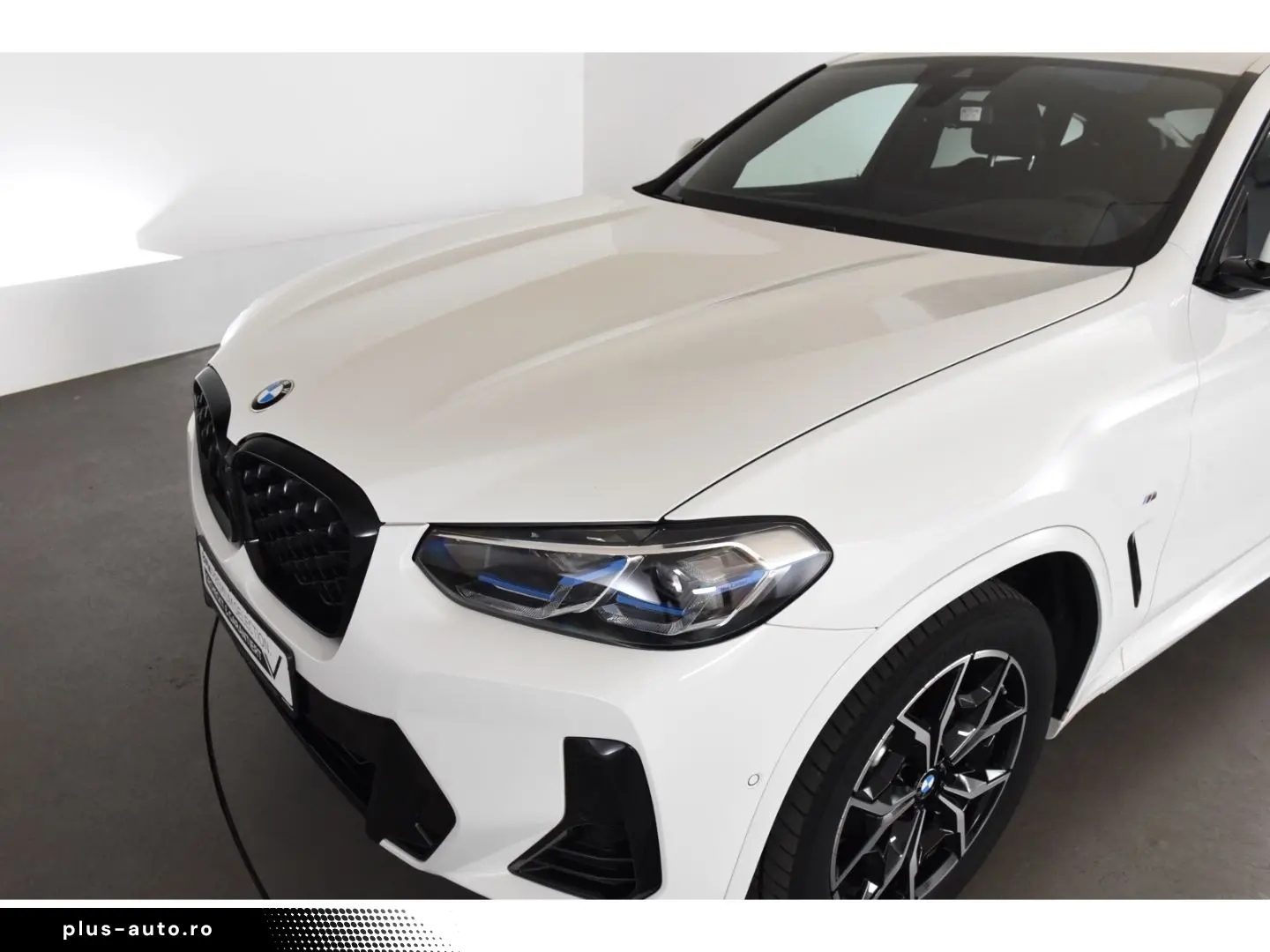 BMW X4 2023 — imagine 2