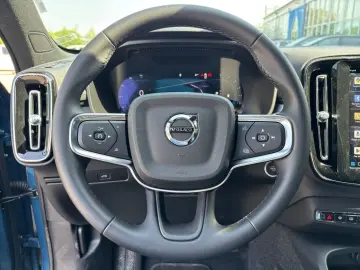 Volvo XC 40 2WD Plus Dark