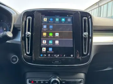 Volvo XC 40 2WD Plus Dark