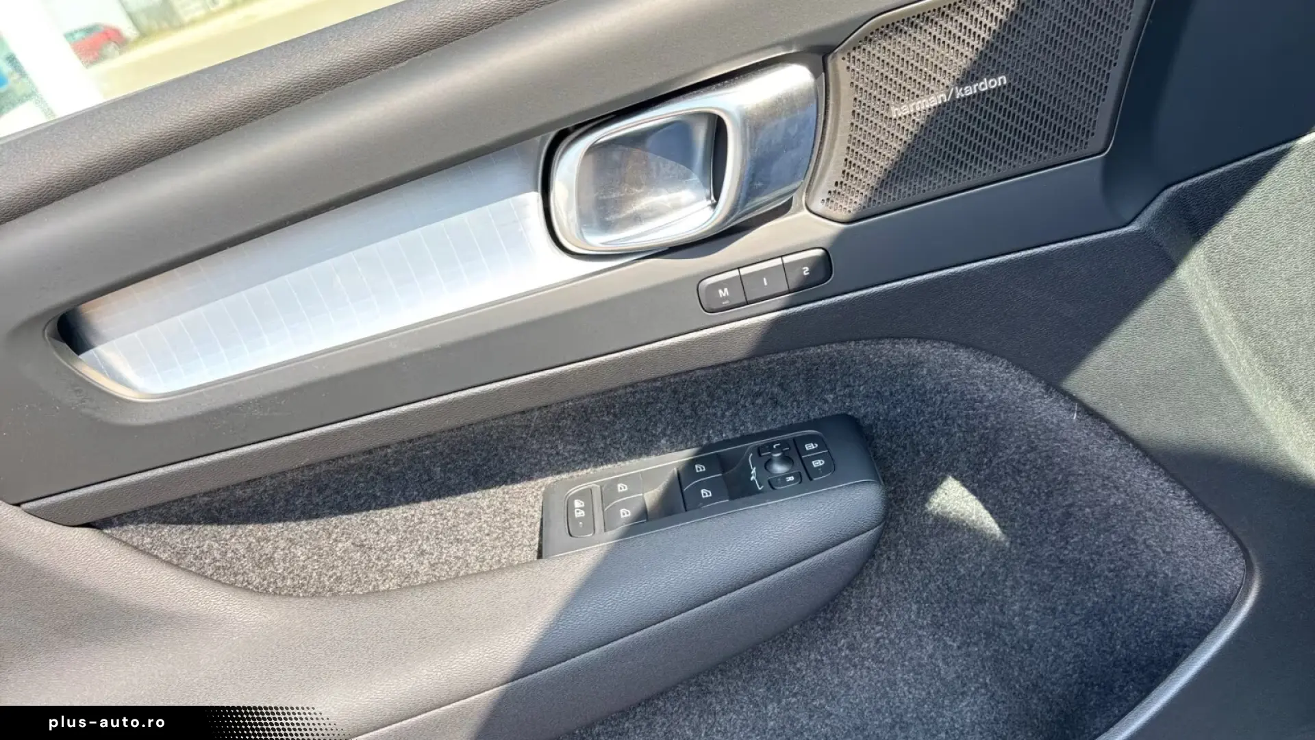 Volvo XC 40 2WD Plus Dark