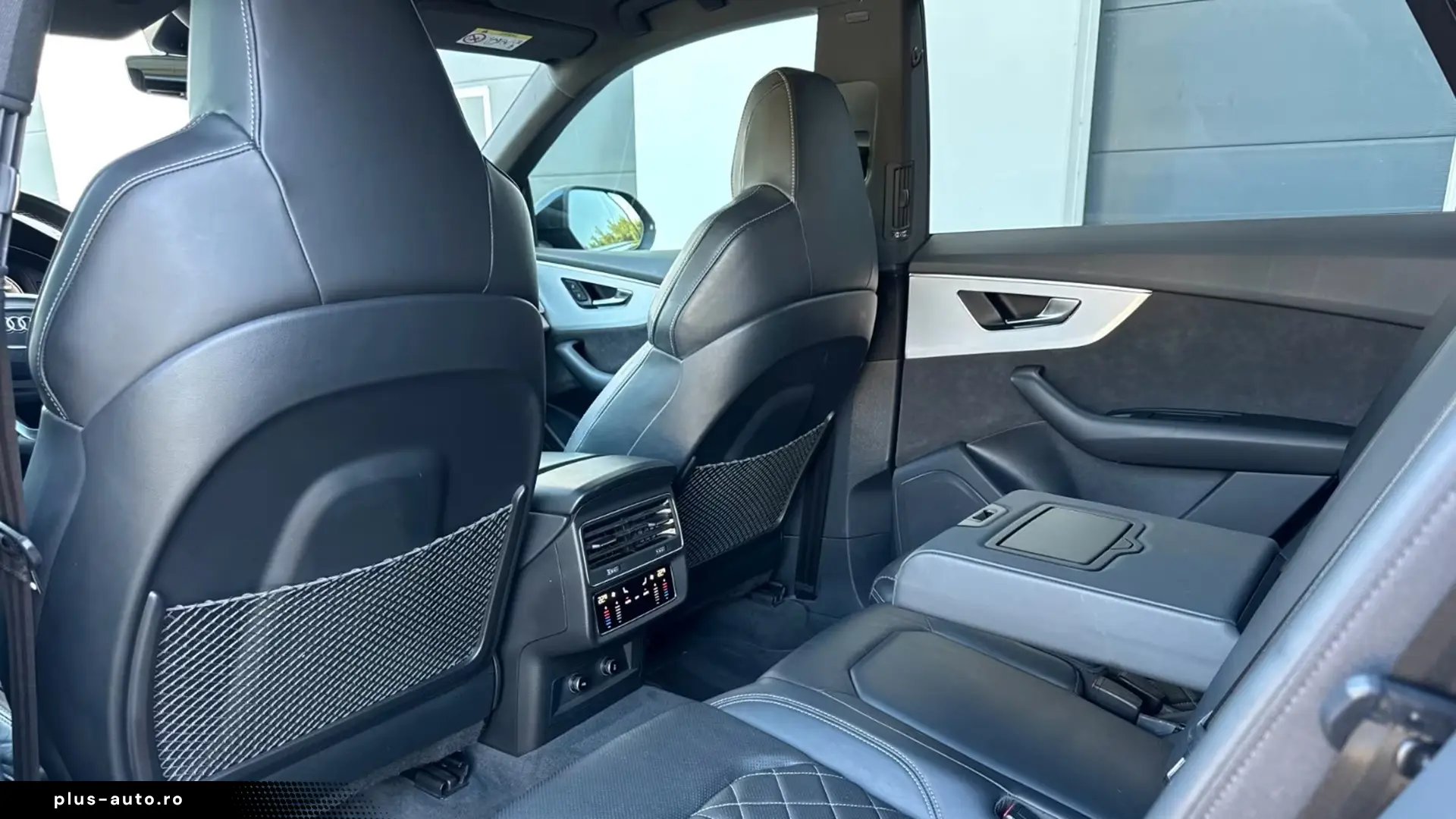 AUDI Q8 2022 — imagine 21