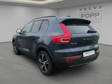 Volvo XC40 B4 FWD Plus Dark ACC 360