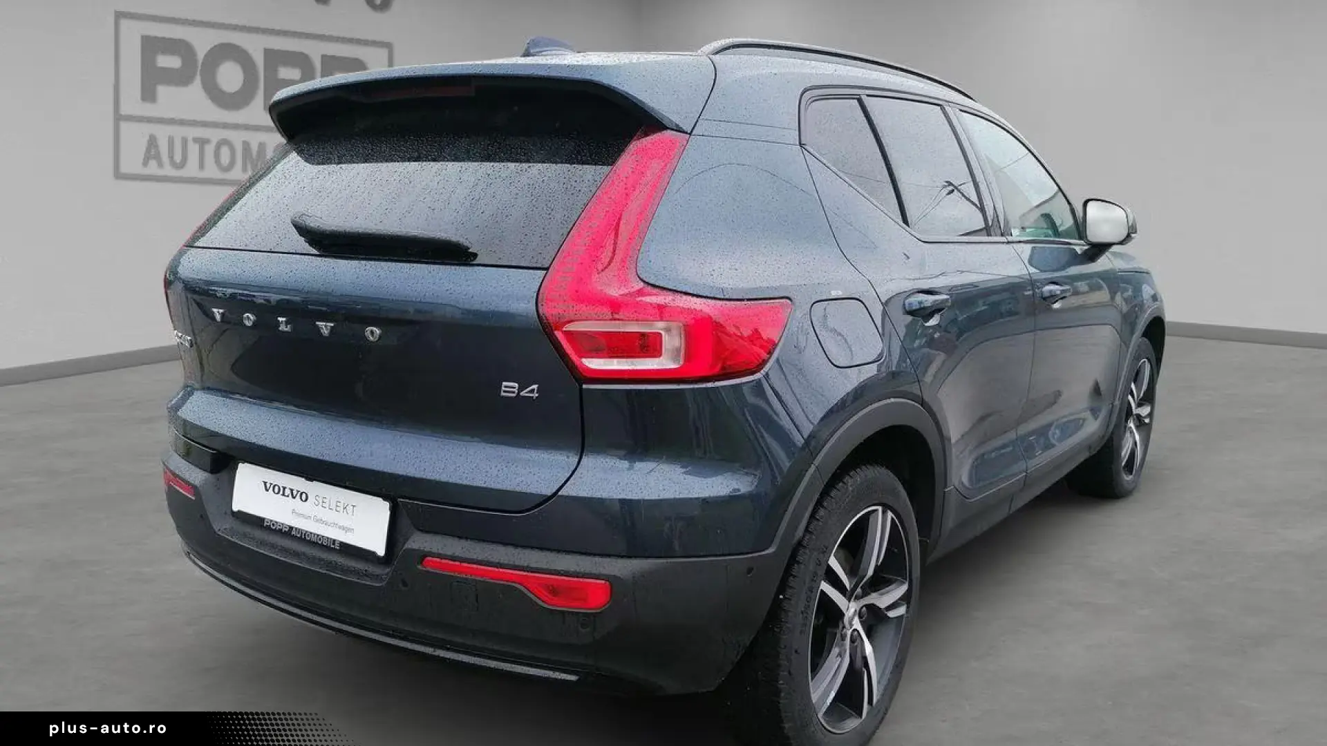 Volvo XC40 B4 FWD Plus Dark ACC 360