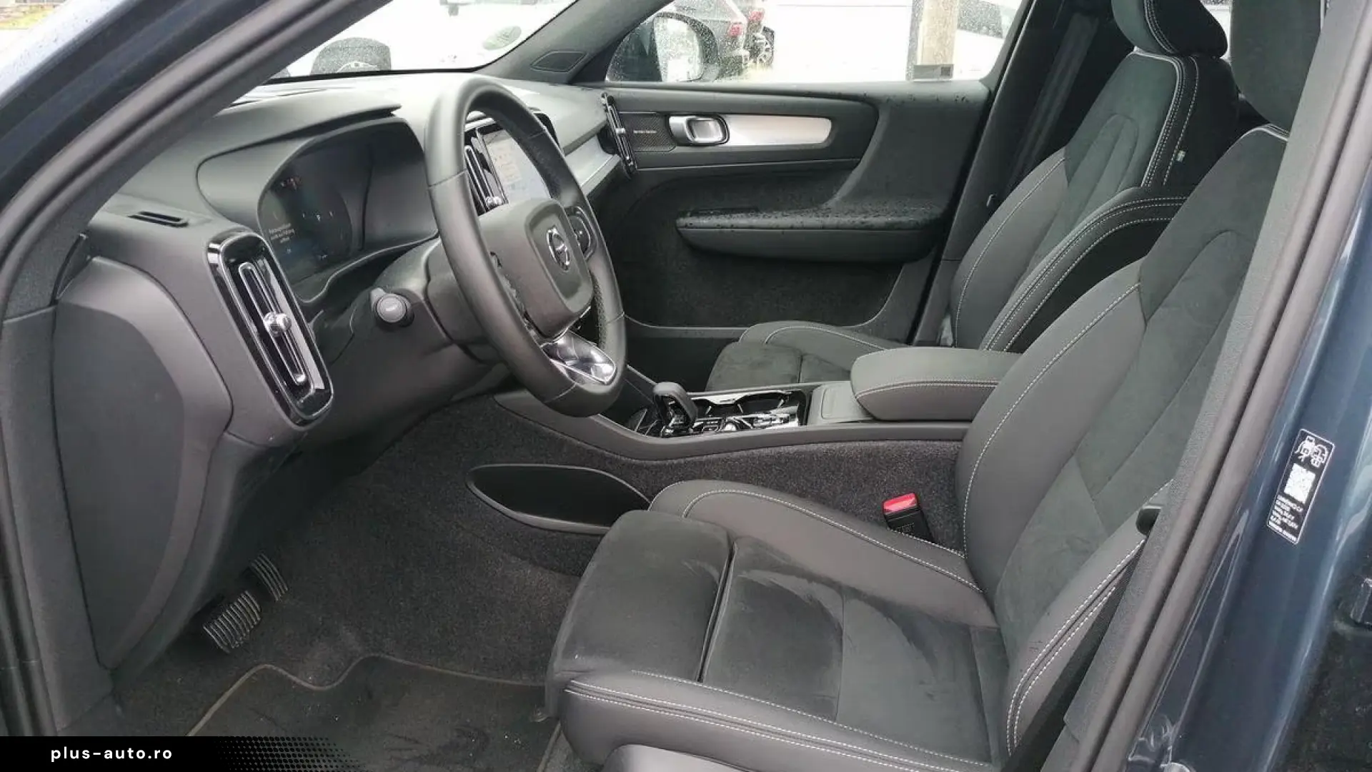 Volvo XC40 B4 FWD Plus Dark ACC 360