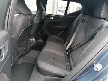 Volvo XC40 B4 FWD Plus Dark ACC 360