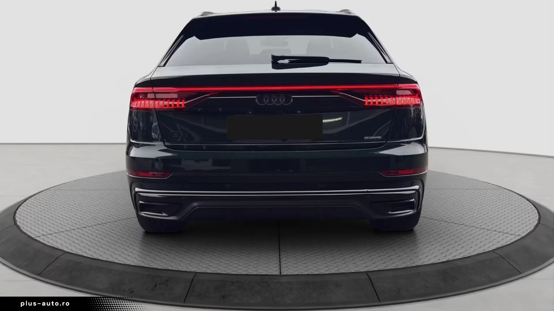 Audi Q8 50 TDI Quattro S-Line   Finanțare Leasing