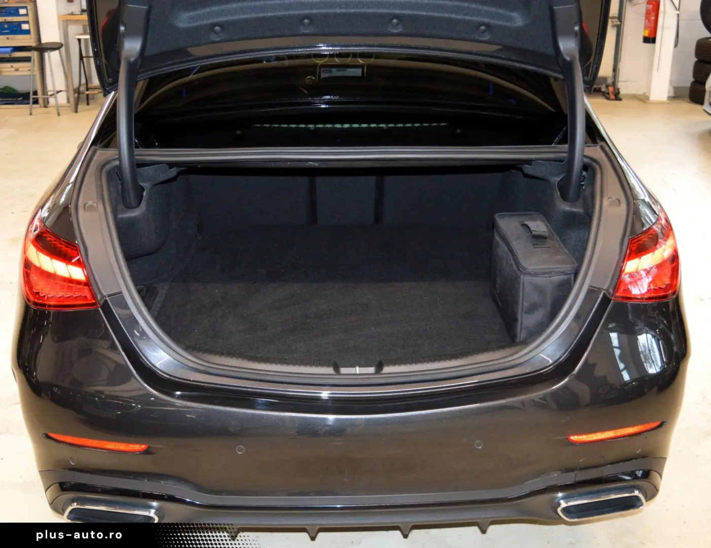 MERCEDES-BENZ C 300 e AMG Night P. Kamera Soundsystem Memory