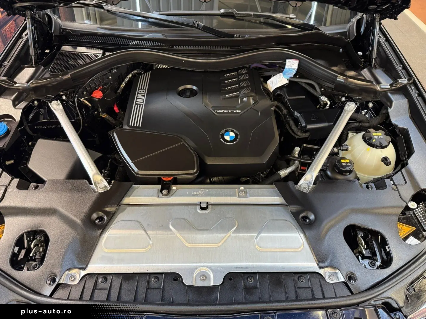 BMW X4 xDr30i MSport Laser Keyless HUD AuxHeat