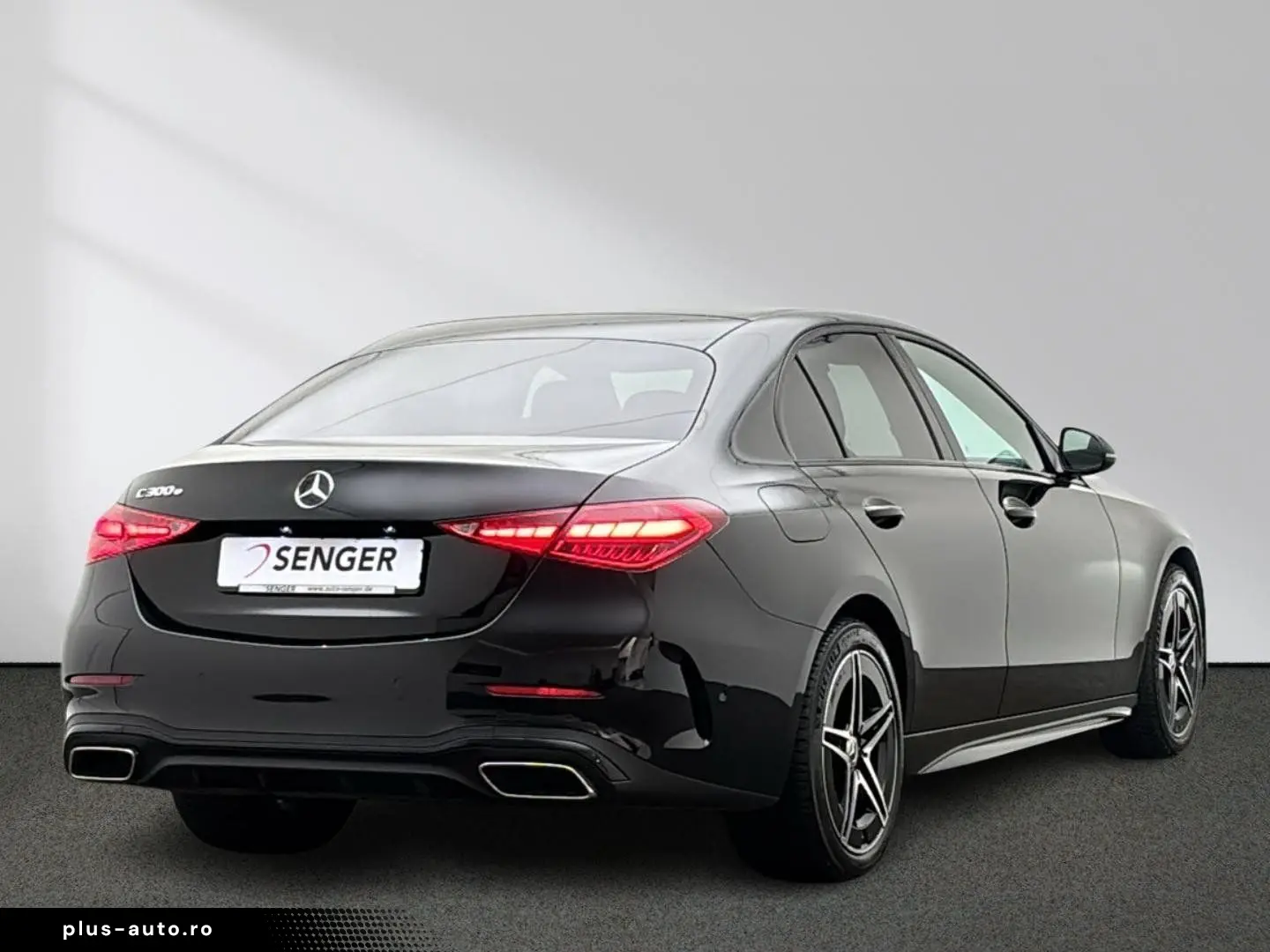 MERCEDES-BENZ C 300 e AMG Line Night CarPlay Ambiente Kamera