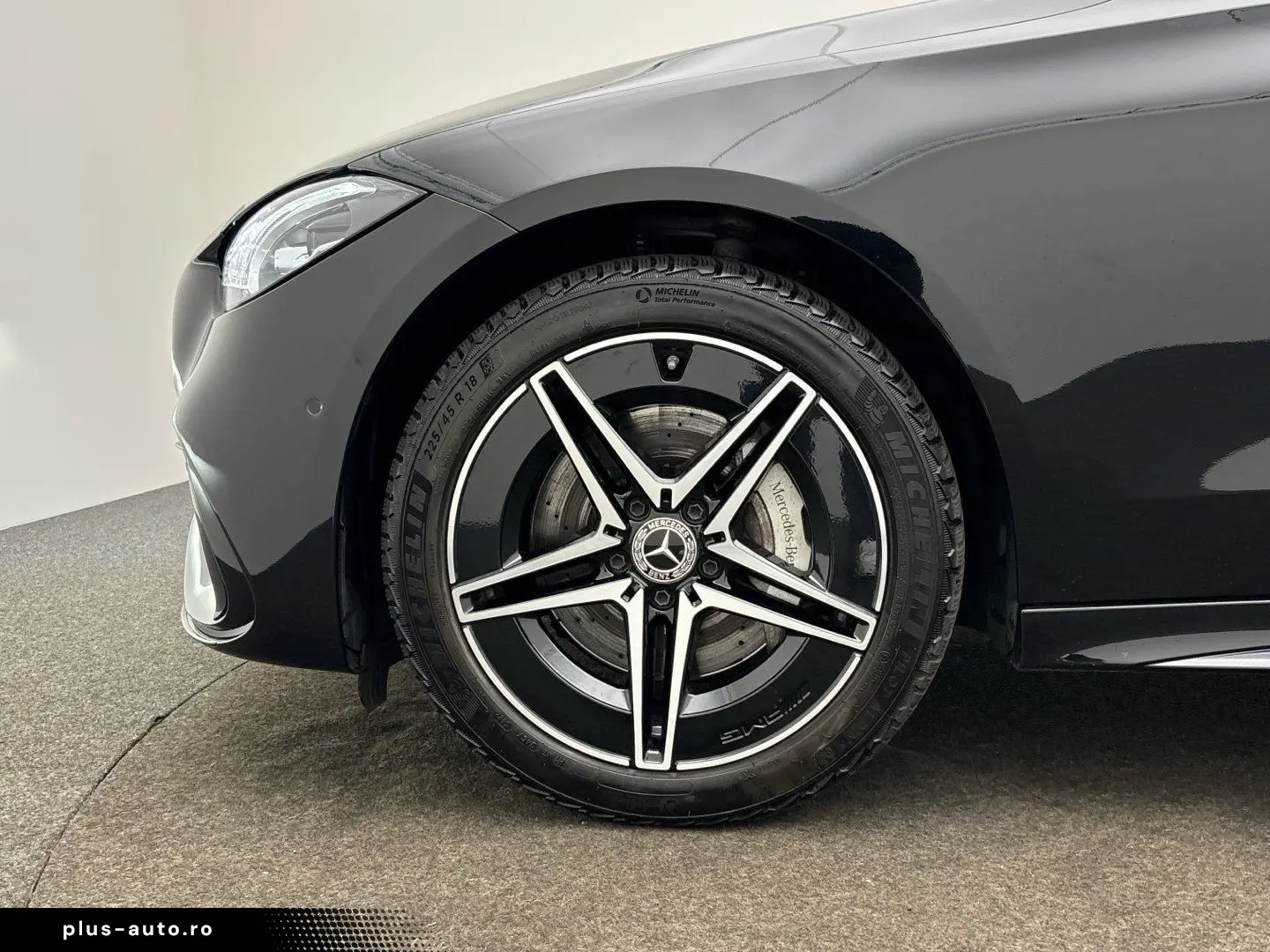 MERCEDES-BENZ C 300 e AMG Line Night CarPlay Ambiente Kamera