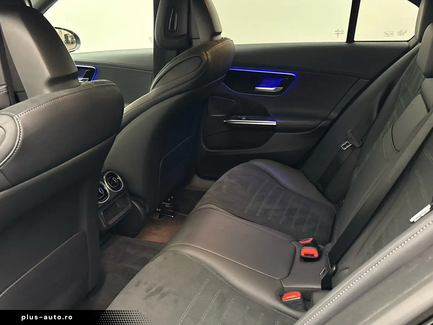 MERCEDES-BENZ C 300 e AMG Line Night CarPlay Ambiente Kamera