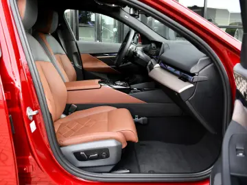 BMW 550e xDrive