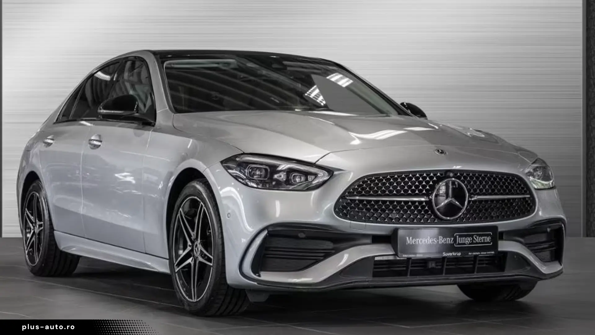 Mercedes-Benz C 400 e 4M   AMG NIGHT MEMO 360