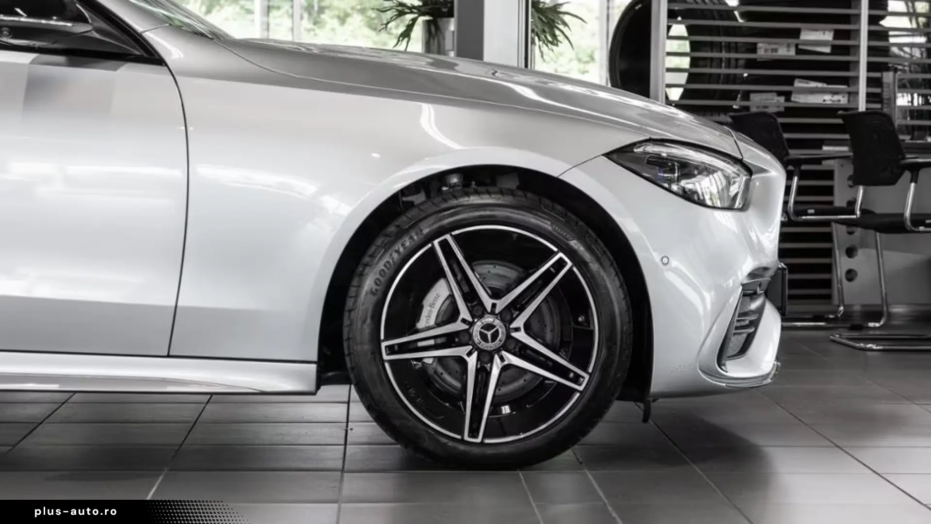 Mercedes-Benz C 400 e 4M   AMG NIGHT MEMO 360