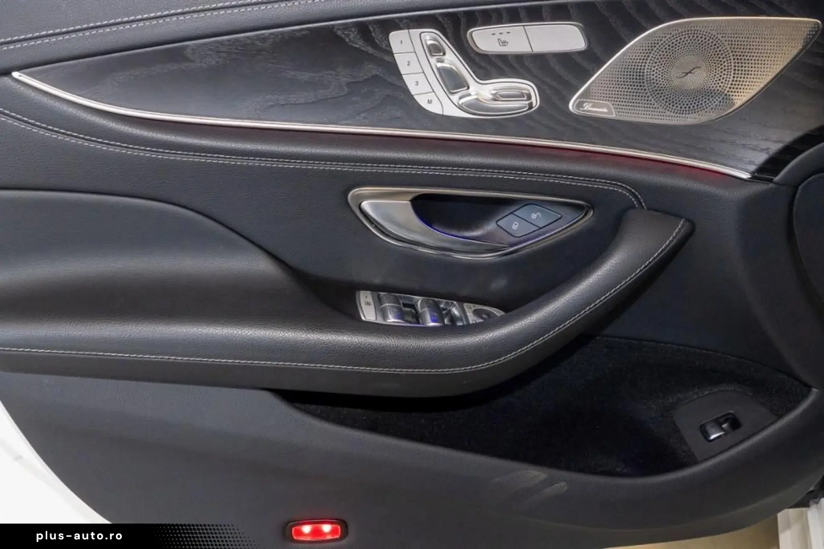MERCEDES-BENZ CLS 400 d 4M  AMG Night Multibeam Distro Burm