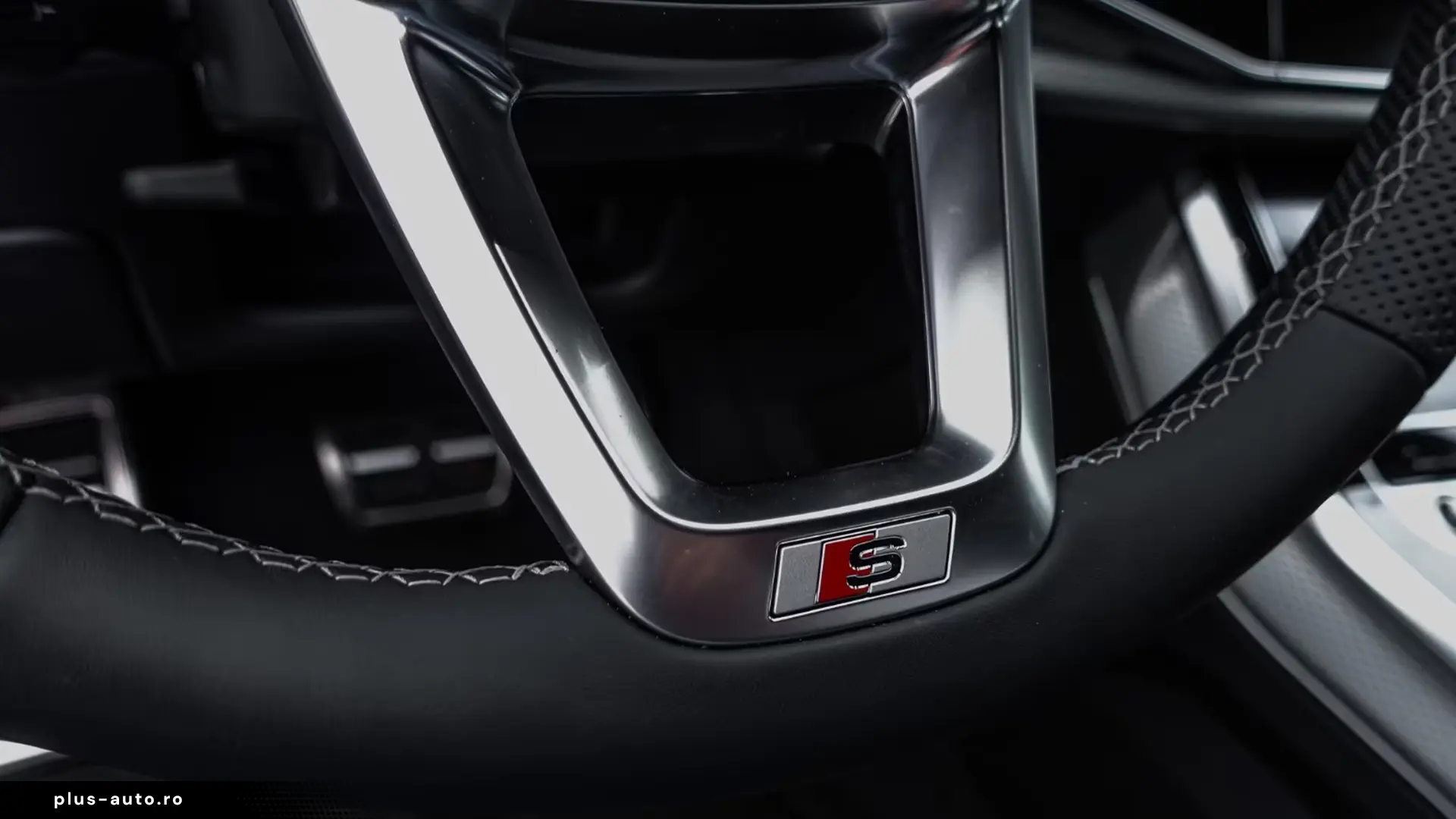 Audi Q8 50 TDI Quattro S-Line 2026   Finanțare Leasing