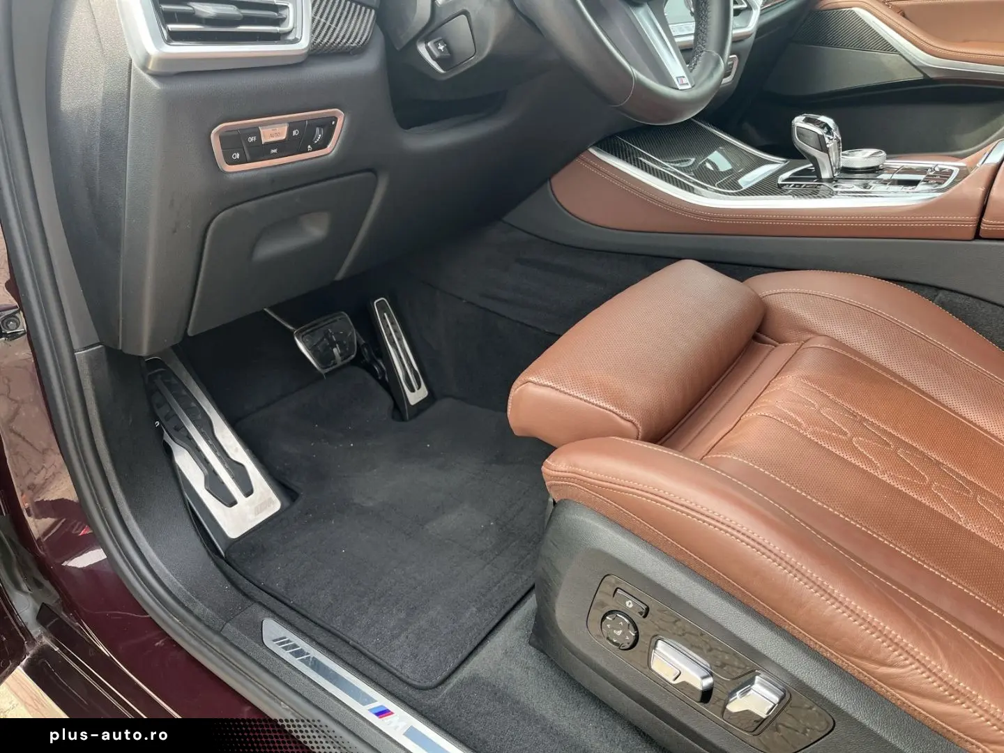 BMW X5 xDrive 45e M Sport Laser AHK Navigation Leder