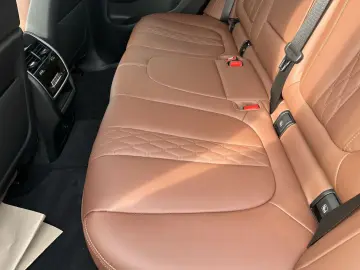 BMW X5 xDrive 45e M Sport Laser AHK Navigation Leder