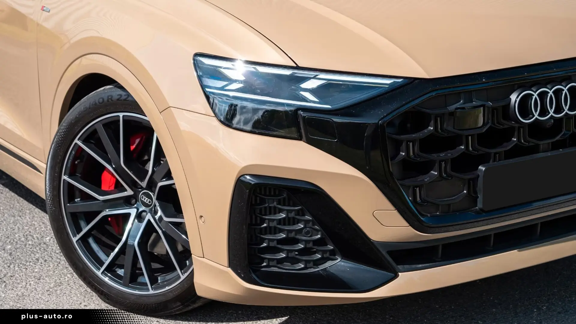 Audi Q8 55 TFSIe Quattro S-Line   Finanțare Leasing