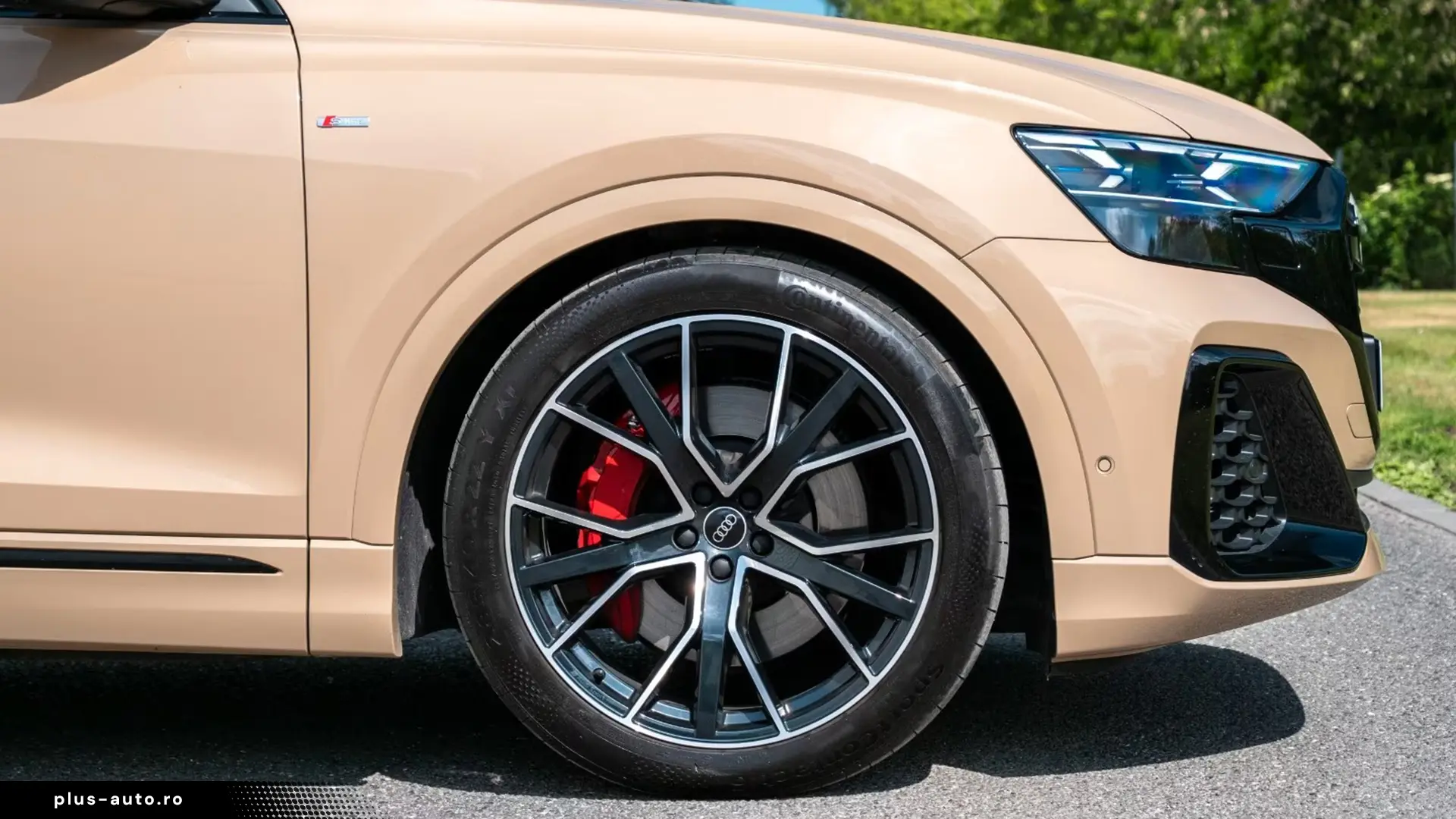 Audi Q8 55 TFSIe Quattro S-Line   Finanțare Leasing