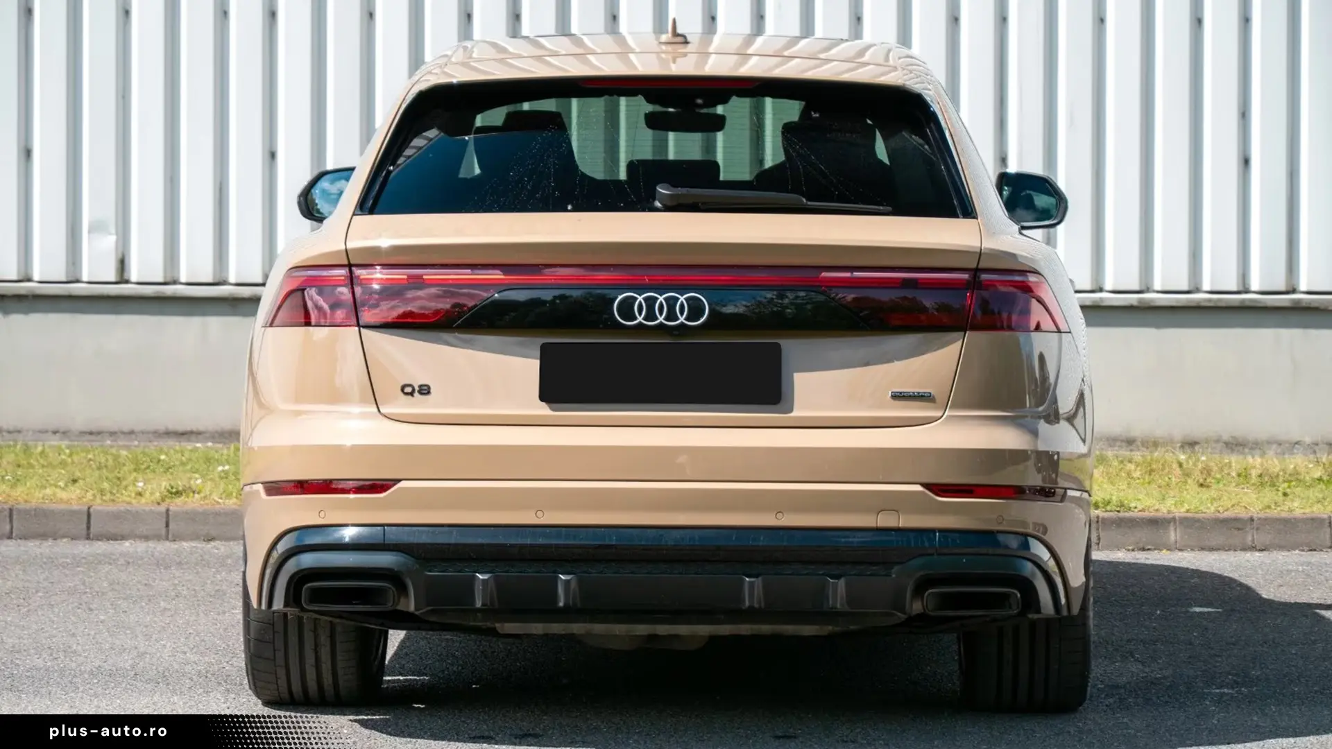 Audi Q8 55 TFSIe Quattro S-Line   Finanțare Leasing
