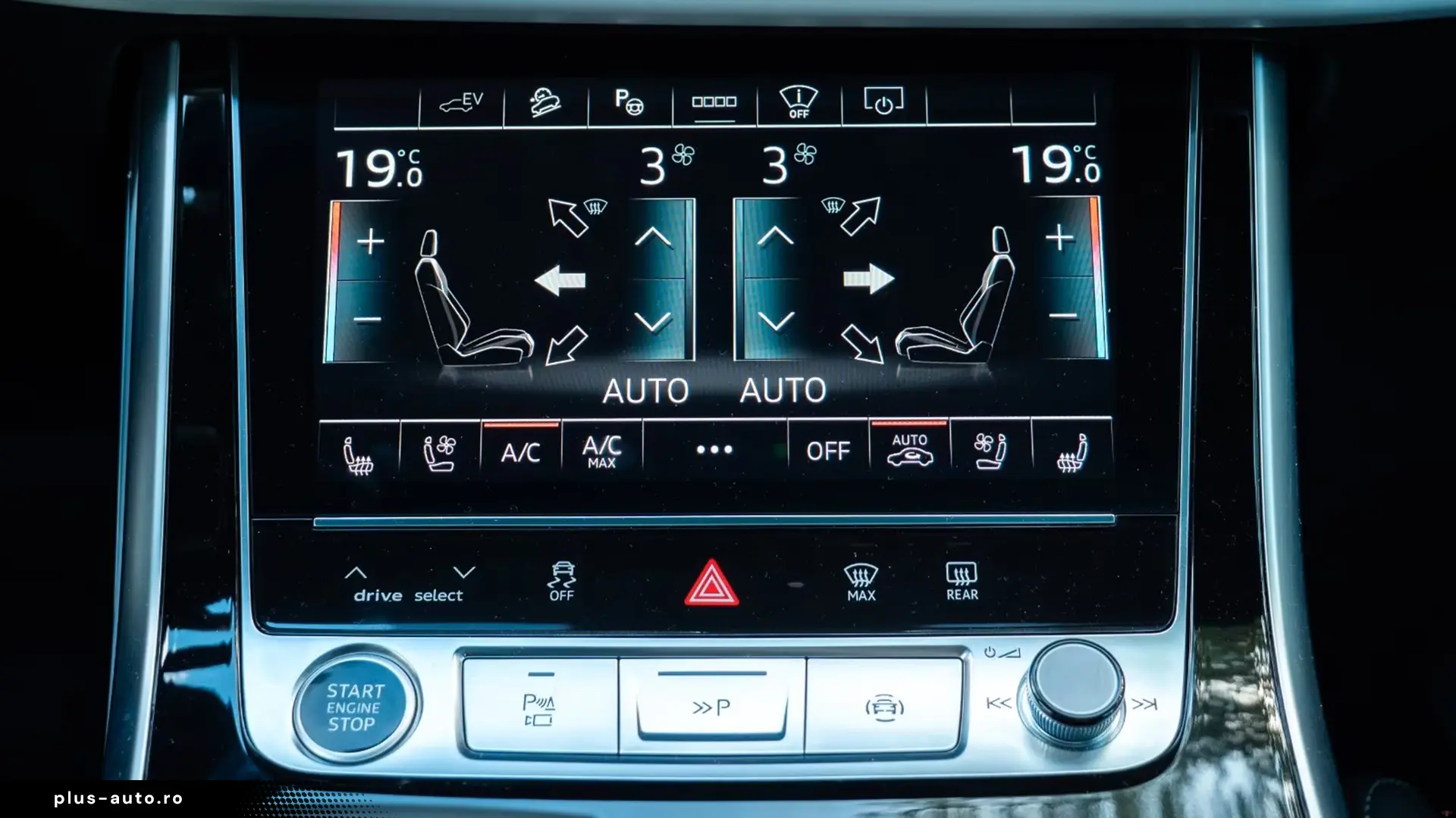 Audi Q8 55 TFSIe Quattro S-Line   Finanțare Leasing