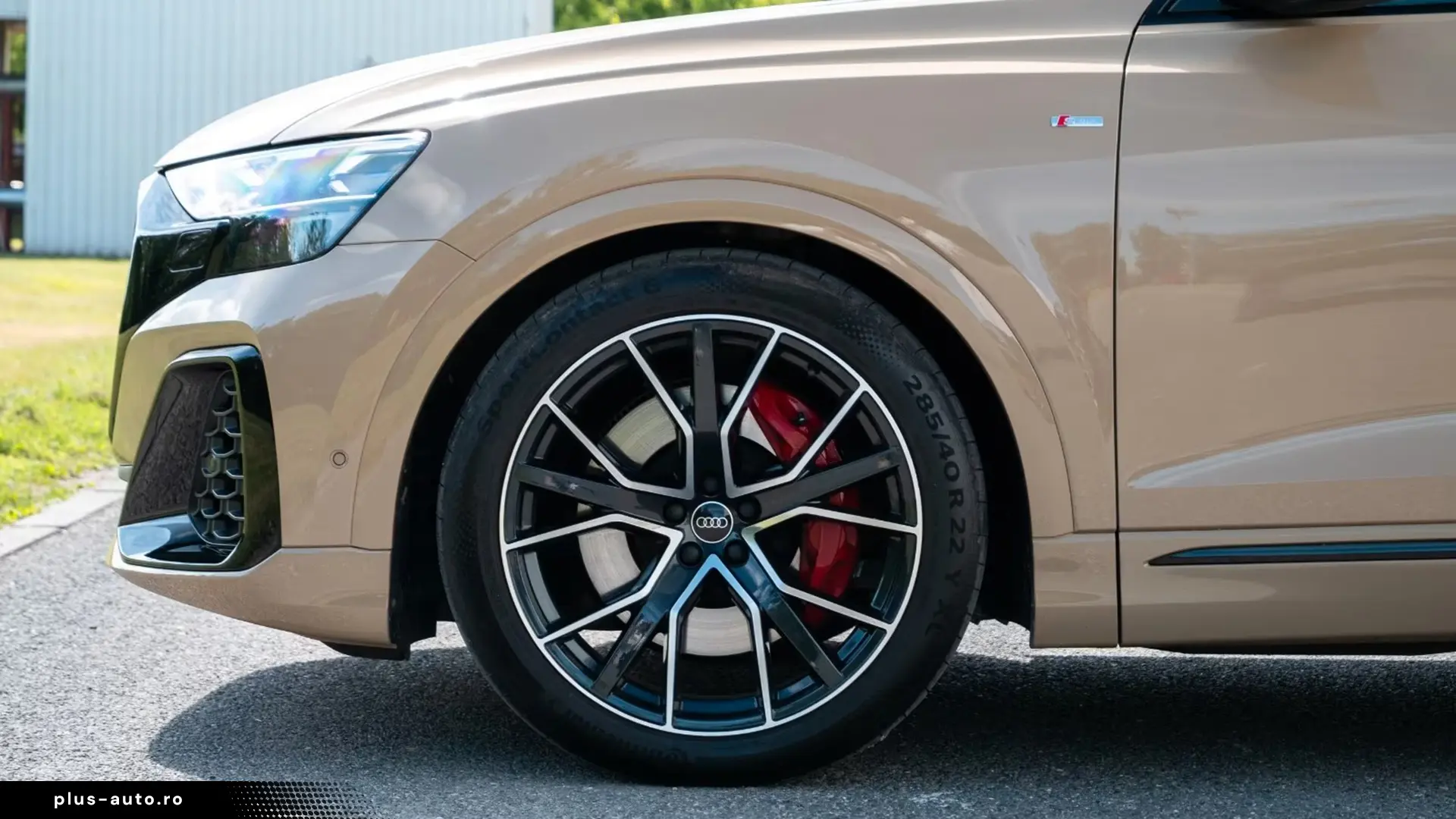 Audi Q8 55 TFSIe Quattro S-Line   Finanțare Leasing