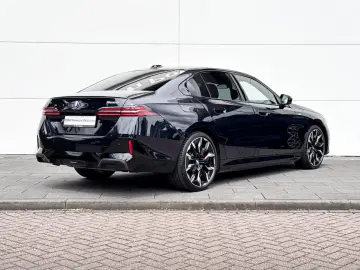 BMW 550e xDrive M Sport Pro Pano