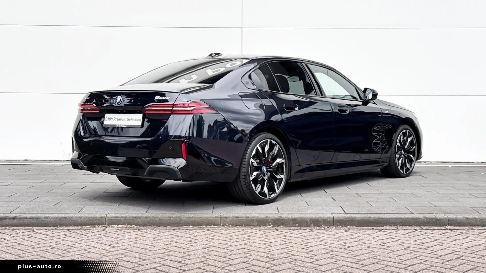 BMW 550e xDrive M Sport Pro Pano