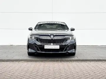 BMW 550e xDrive M Sport Pro Pano