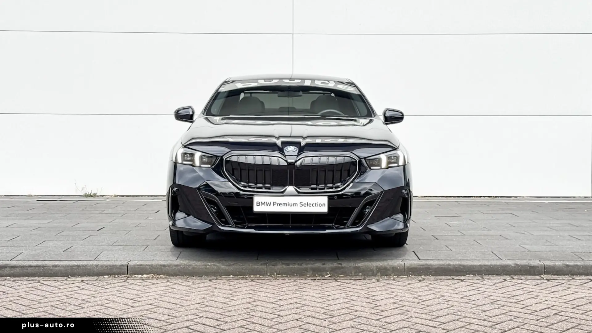 BMW 550e xDrive M Sport Pro Pano