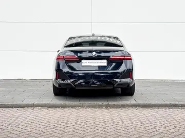 BMW 550e xDrive M Sport Pro Pano