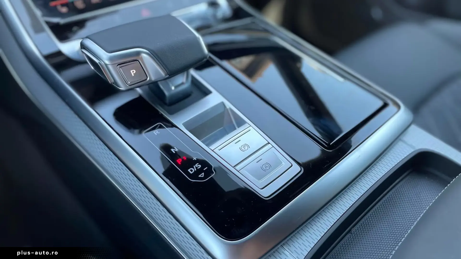 Audi Q8 50 TDI Quattro S-Line 2026   Finanțare Leasing