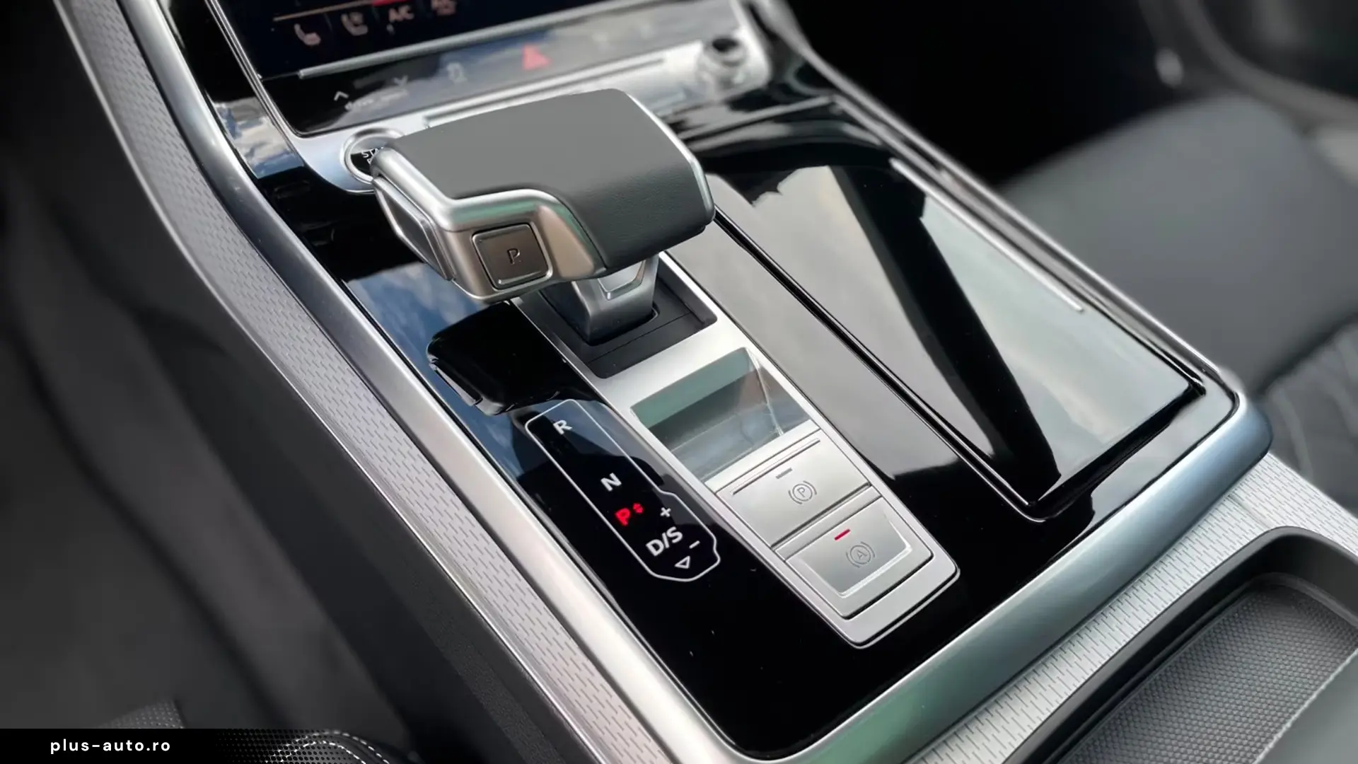 Audi Q8 50 TDI Quattro S-Line 2026   Finanțare Leasing