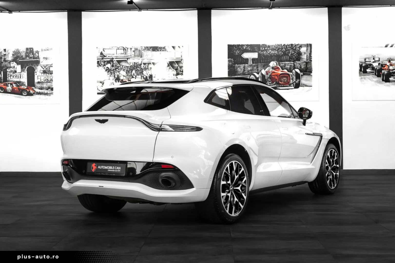 ASTON MARTIN DBX 4.0 V8 #Exclusive Farbkombi #deutsches Fzg.