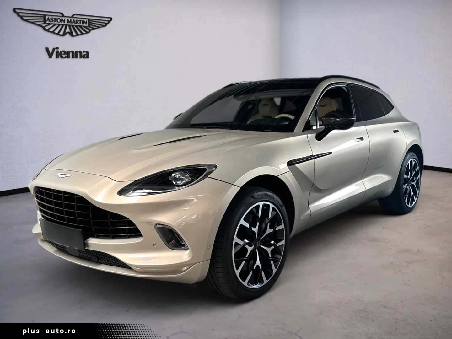 ASTON MARTIN DBX 4.0 V8