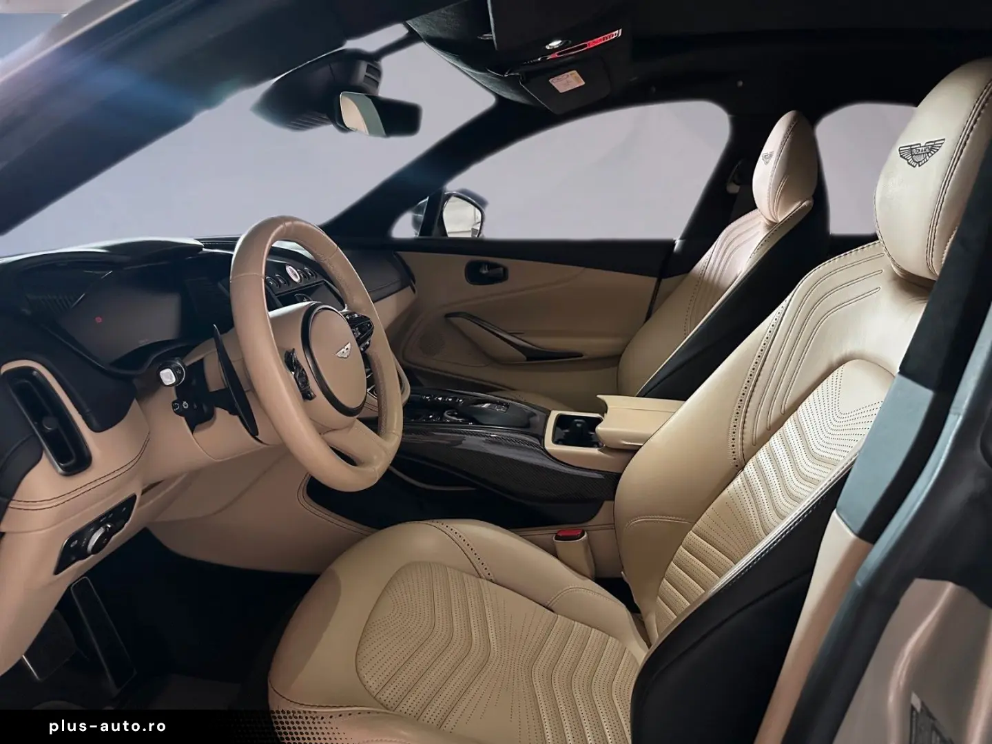 ASTON MARTIN DBX 4.0 V8