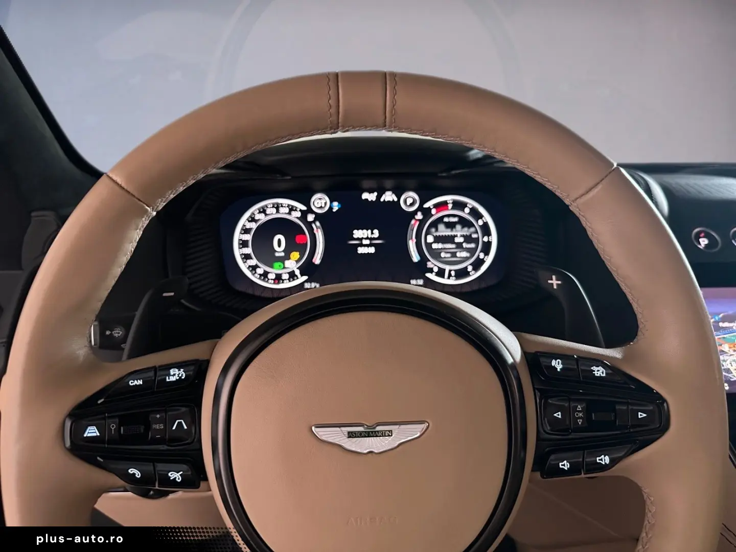 ASTON MARTIN DBX 4.0 V8