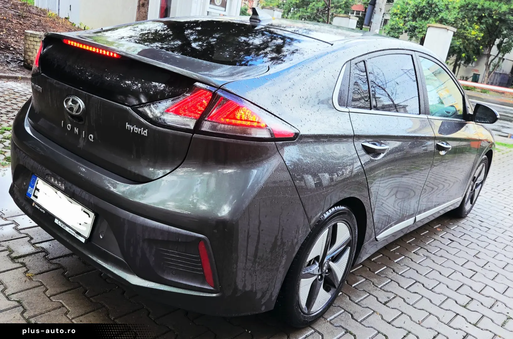 Hyundai IONIQ
