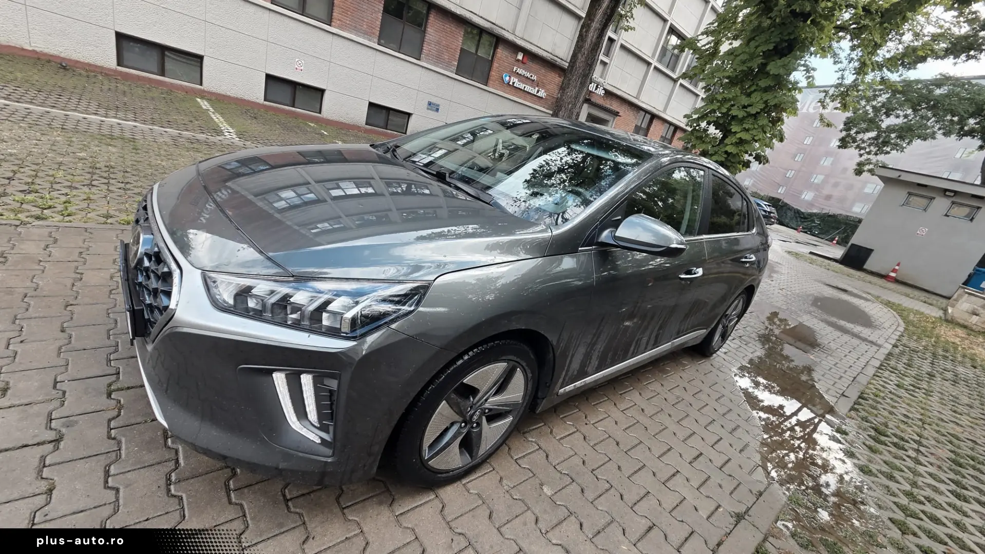 Hyundai IONIQ