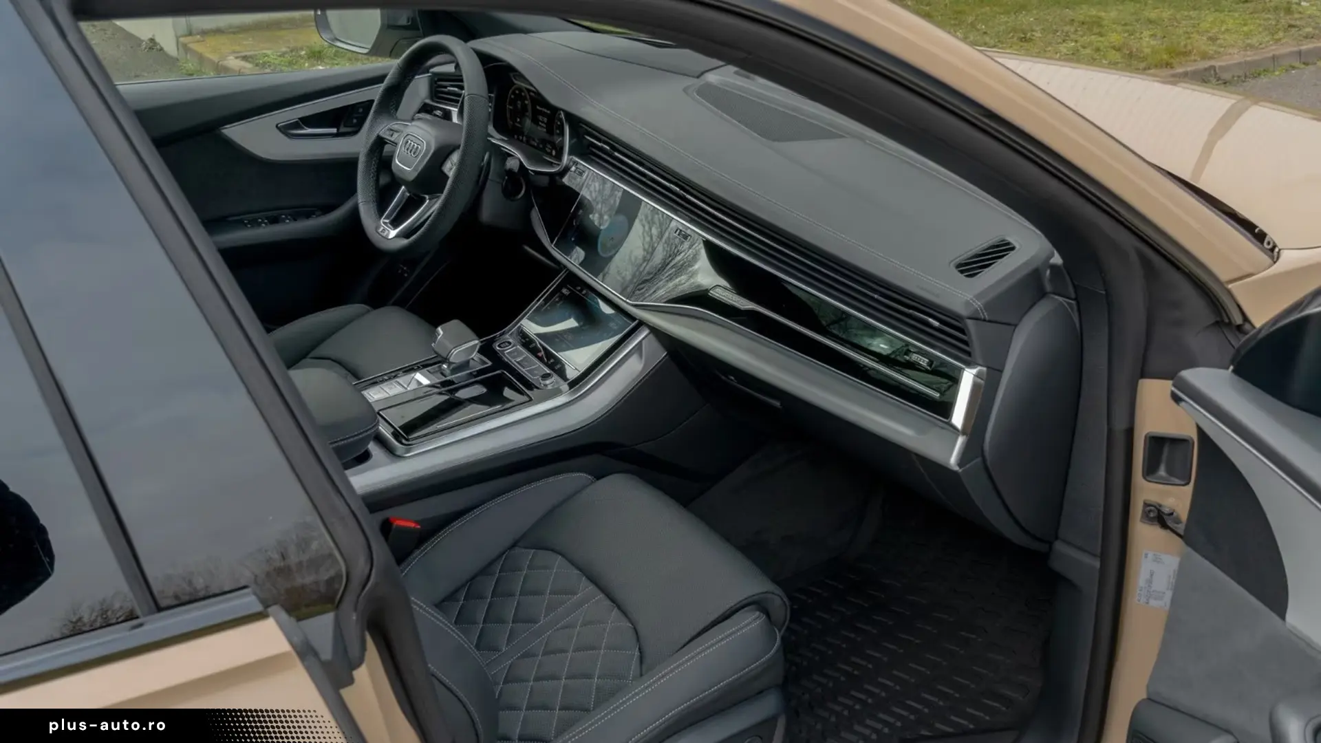 Audi Q8 50 TDI Quattro S-Line   Finanțare Leasing