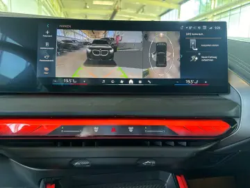 BMW X3 20d xDr MSport IconicGlow 360 Keyless HUD MemoryS
