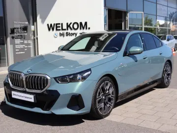 BMW 550e xDrive M Sport Pano