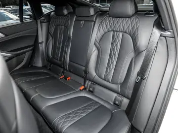 BMW X6 xDr30d MSpo Massage Ventil 360 H&K IconicGlow Merino