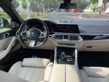 BMW X6 xDr40d MSpo Bowers Massage Ventil 360 IcGlow DispKey