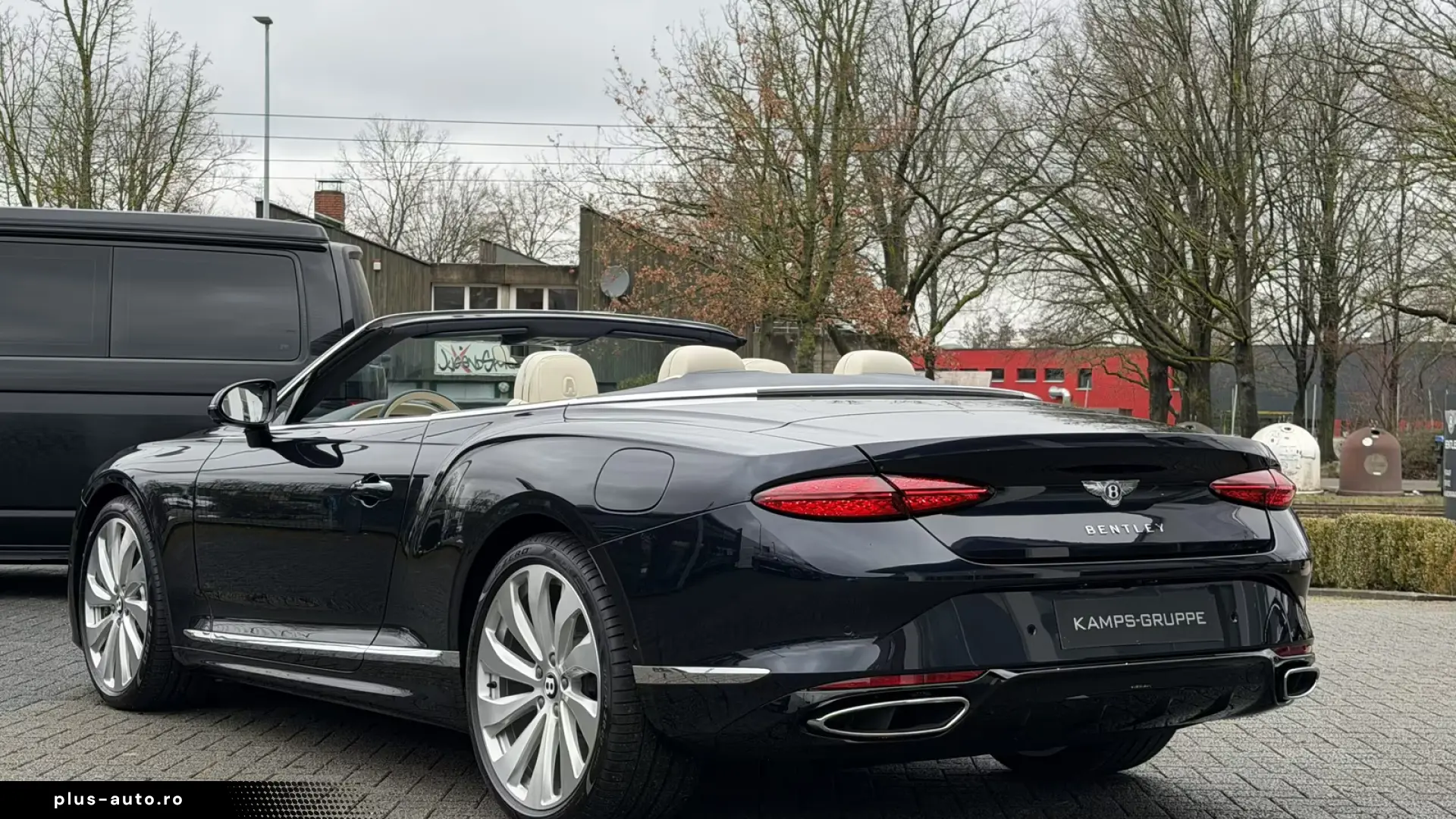 Bentley Continental GTC  Touring Front Seat Rotating