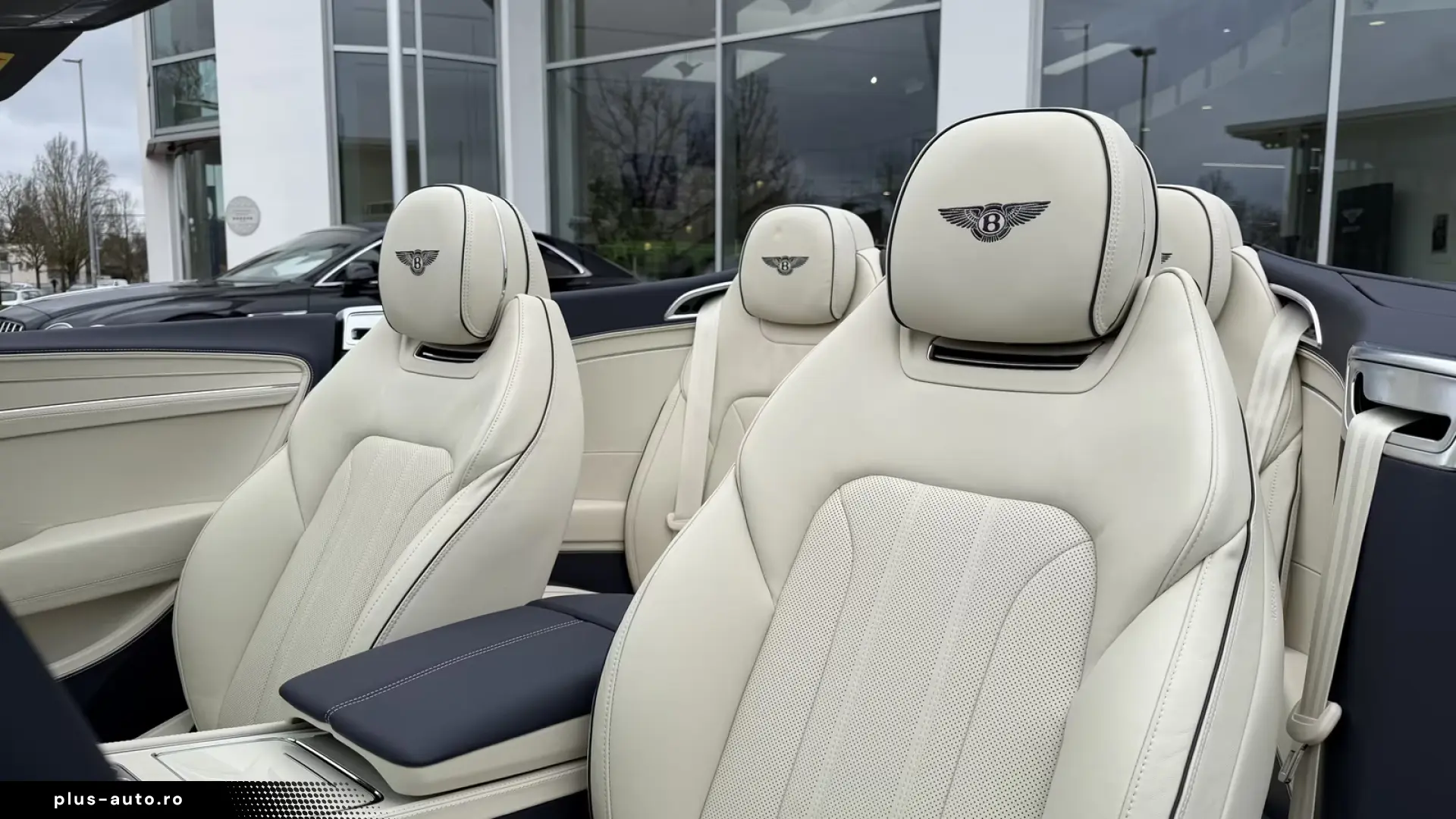 Bentley Continental GTC  Touring Front Seat Rotating