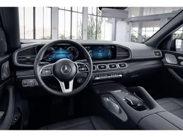 MERCEDES-BENZ GLE 300 d 4MATIC AMG Pano